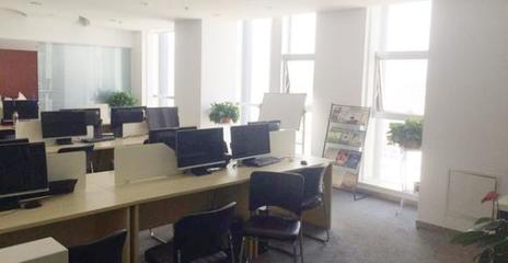 商務(wù)咨詢服務(wù) 企業(yè)決策的智慧支撐與信息保障