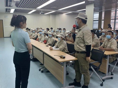 學習強谷 揚培訓技能之帆,啟優質服務之旅——公園管理部開展優質服務提升會暨信息技術咨詢服務